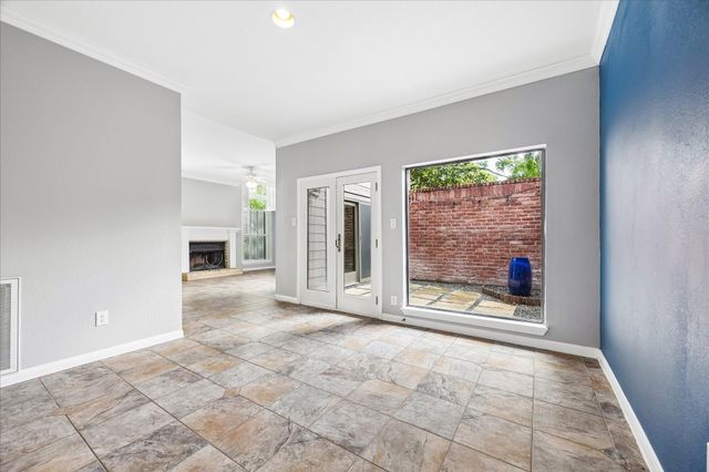 7447 Cambridge Street 32, Houston, TX 77054