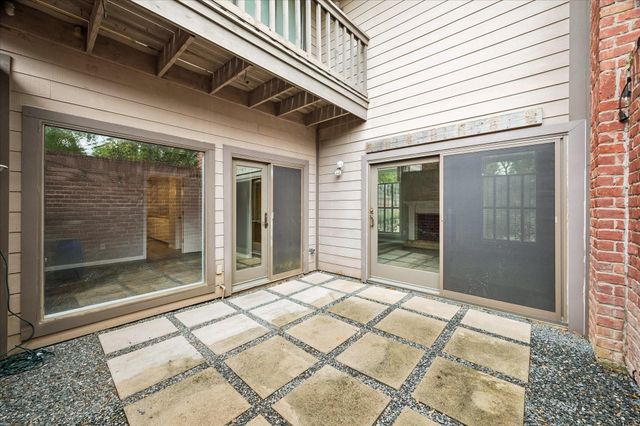 7447 Cambridge Street 32, Houston, TX 77054