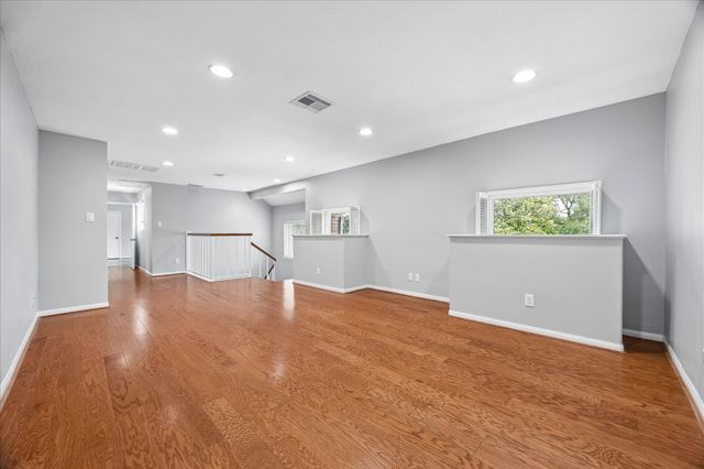 7447 Cambridge Street 32, Houston, TX 77054