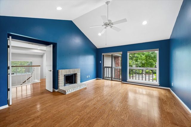 7447 Cambridge Street 32, Houston, TX 77054
