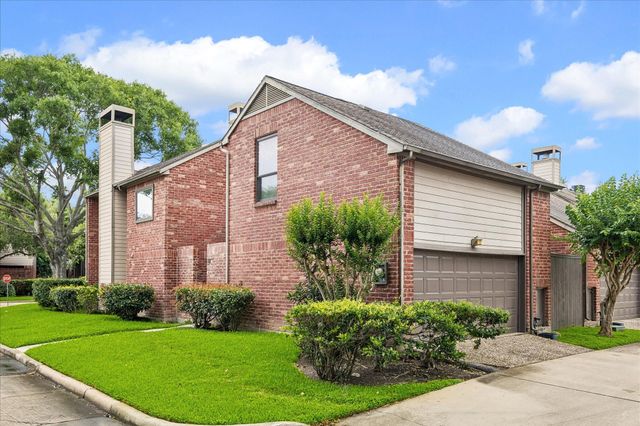 7447 Cambridge Street 32, Houston, TX 77054