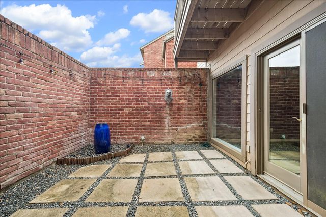 7447 Cambridge Street 32, Houston, TX 77054