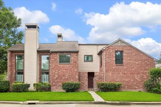 7447 Cambridge Street 32, Houston, TX 77054