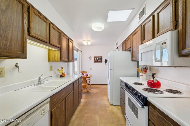 17203 N PINION Lane N, Sun City, AZ 85373