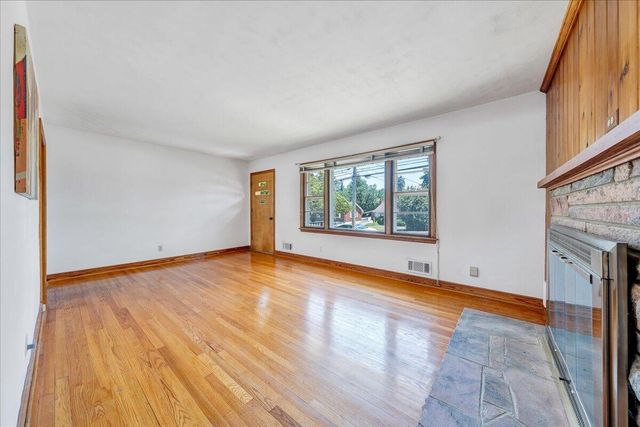 102 Fleming AVE NE, Roanoke, VA 24012
