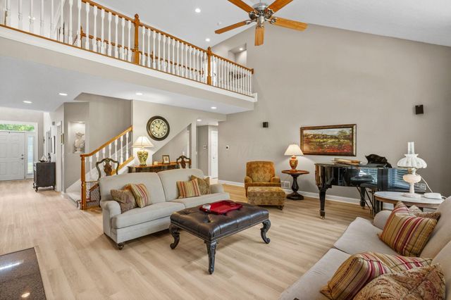 5852 Dunheath Loop, Dublin, OH 43016