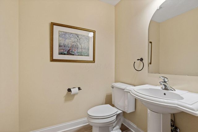 5852 Dunheath Loop, Dublin, OH 43016