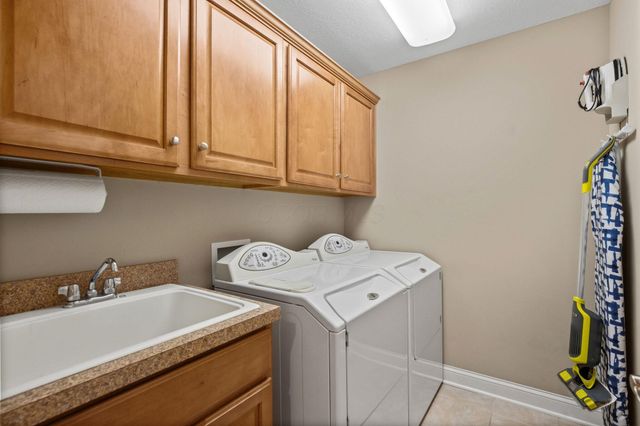 5852 Dunheath Loop, Dublin, OH 43016