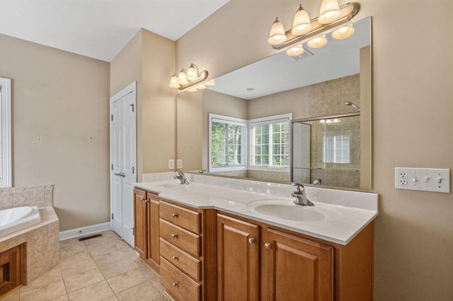5852 Dunheath Loop, Dublin, OH 43016