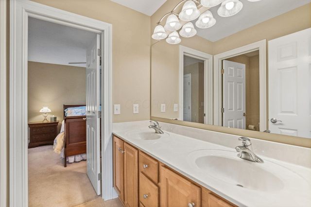 5852 Dunheath Loop, Dublin, OH 43016