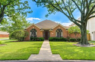 5001 Beech Street, Bellaire, TX 77401