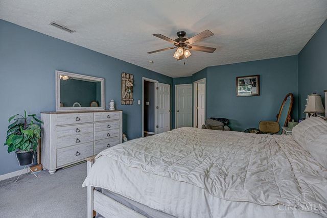 516 Delaware Crossing, Trenton, OH 45067