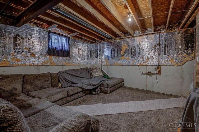 516 Delaware Crossing, Trenton, OH 45067
