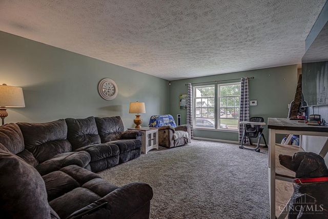 516 Delaware Crossing, Trenton, OH 45067