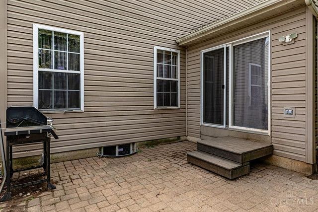 516 Delaware Crossing, Trenton, OH 45067