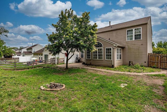 516 Delaware Crossing, Trenton, OH 45067