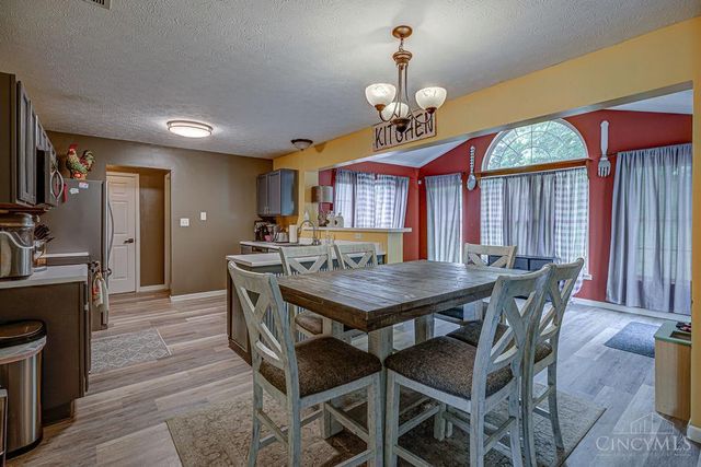 516 Delaware Crossing, Trenton, OH 45067
