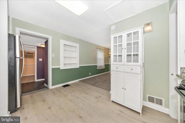 1230 CRESCENT RD, Hagerstown, MD 21742