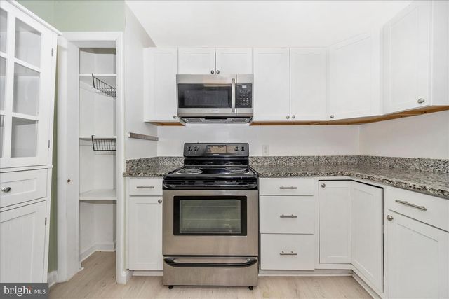 1230 CRESCENT RD, Hagerstown, MD 21742