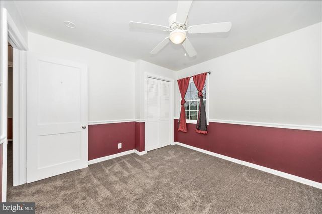 1230 CRESCENT RD, Hagerstown, MD 21742