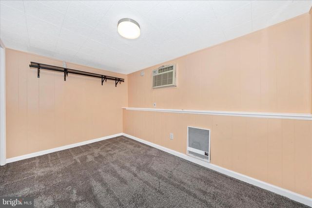 1230 CRESCENT RD, Hagerstown, MD 21742