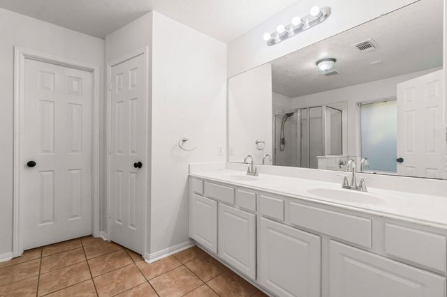 255 Genesee Ridge Court, Conroe, TX 77385