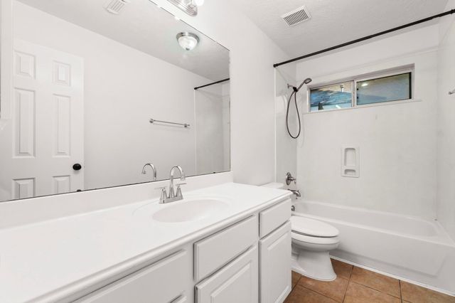 255 Genesee Ridge Court, Conroe, TX 77385