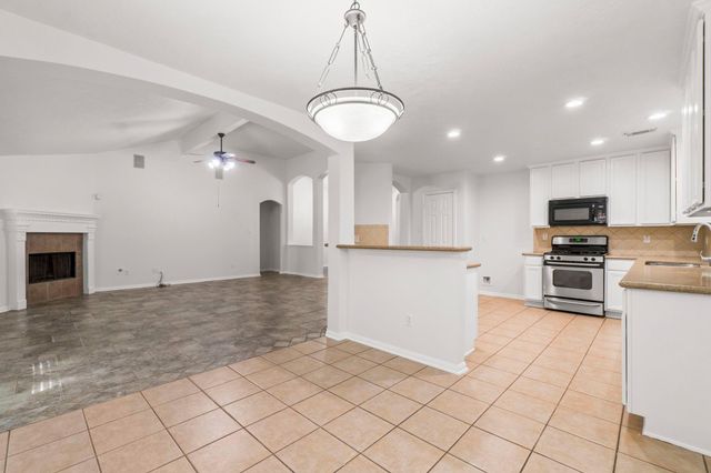255 Genesee Ridge Court, Conroe, TX 77385