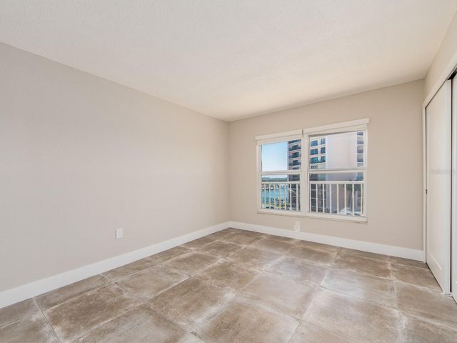 105 ISLAND WAY 143, Clearwater, FL 33767