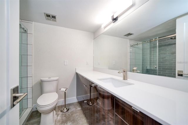 105 ISLAND WAY 143, Clearwater, FL 33767