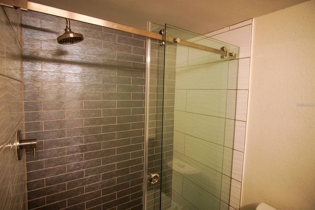 105 ISLAND WAY 143, Clearwater, FL 33767