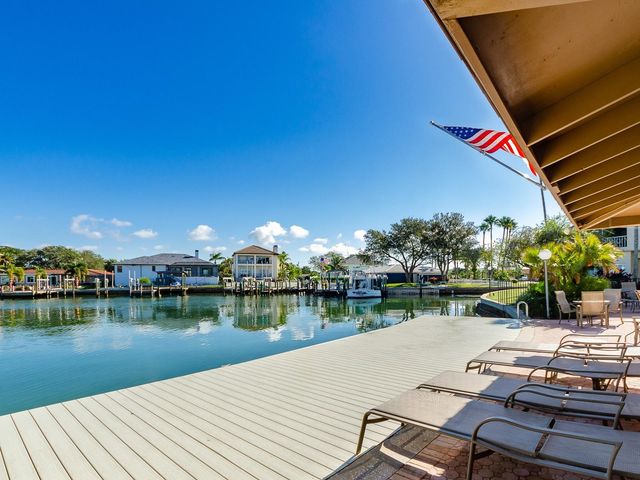 105 ISLAND WAY 143, Clearwater, FL 33767