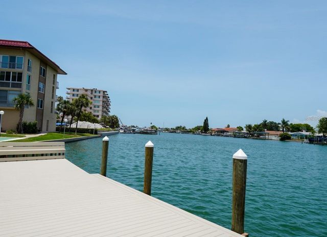 105 ISLAND WAY 143, Clearwater, FL 33767