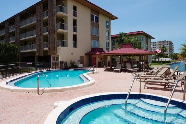 105 ISLAND WAY 143, Clearwater, FL 33767