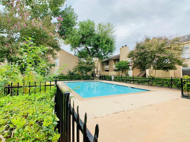 10211 Sugar Branch Drive 353, Houston, TX 77036