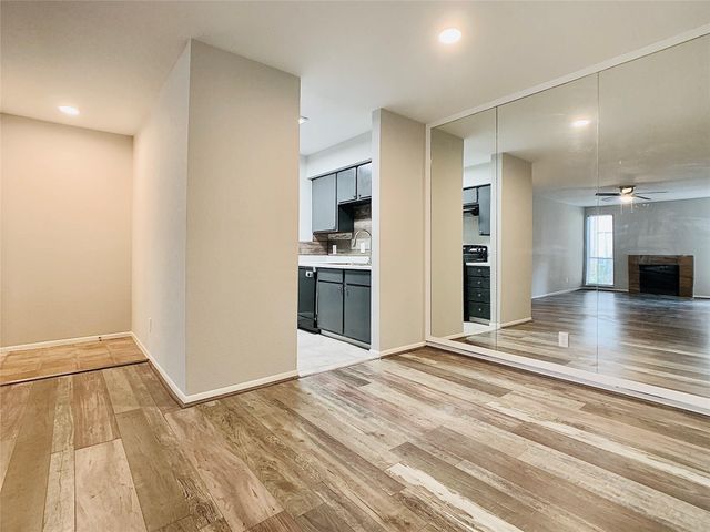 10211 Sugar Branch Drive 353, Houston, TX 77036