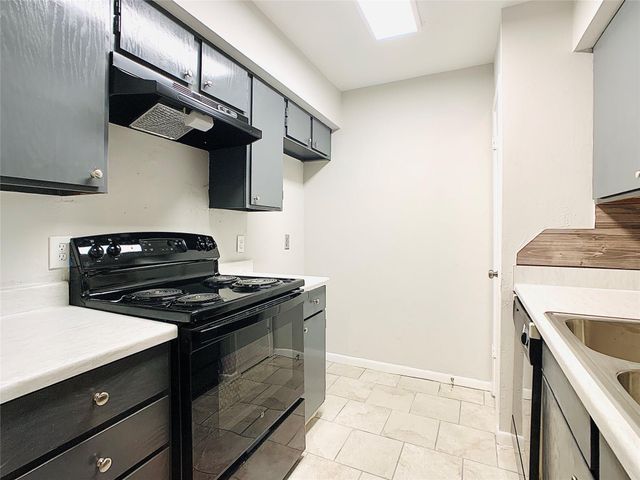 10211 Sugar Branch Drive 353, Houston, TX 77036