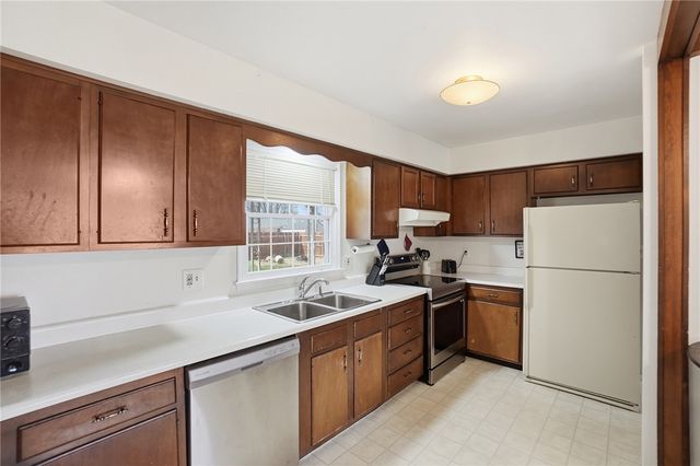 111 Villa Drive, New Carlisle, OH 45344