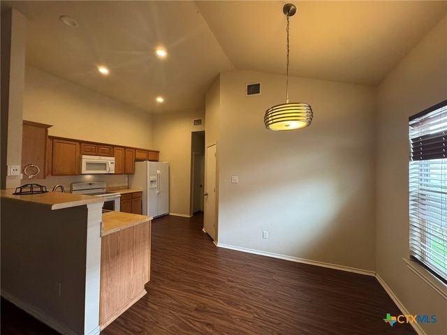 248 Rosalie Drive B, New Braunfels, TX 78130