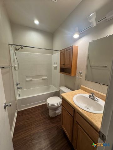 248 Rosalie Drive B, New Braunfels, TX 78130