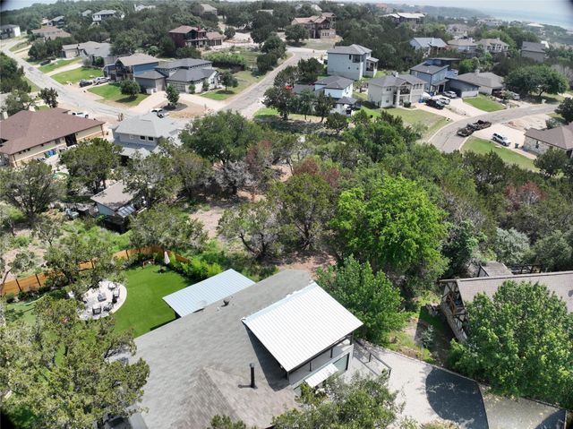 204 Valley Hill, Point Venture, TX 78645