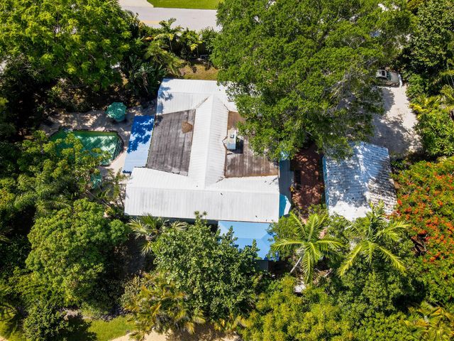 9 NW 9th Street, Delray Beach, FL 33444