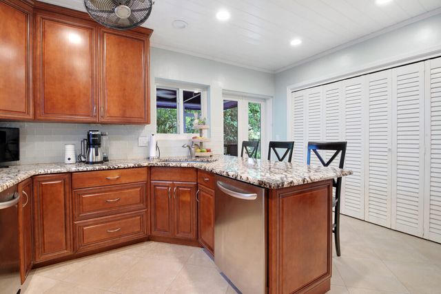9 NW 9th Street, Delray Beach, FL 33444