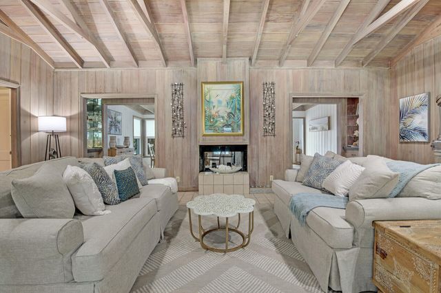 9 NW 9th Street, Delray Beach, FL 33444