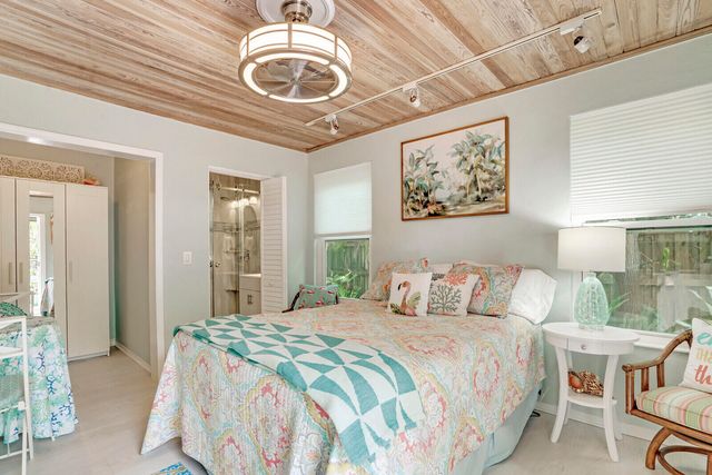 9 NW 9th Street, Delray Beach, FL 33444