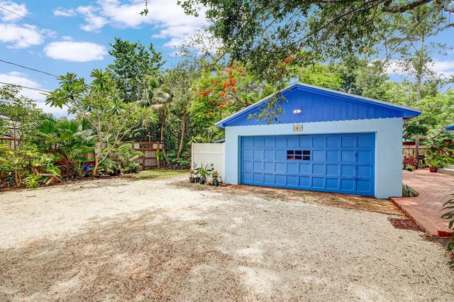 9 NW 9th Street, Delray Beach, FL 33444