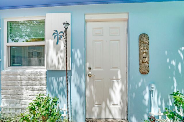 9 NW 9th Street, Delray Beach, FL 33444
