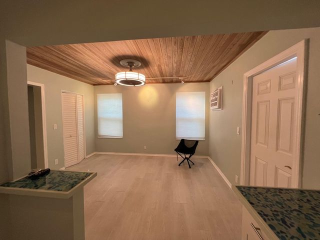 9 NW 9th Street, Delray Beach, FL 33444