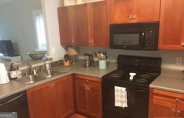2060 Lakeside Drive, Athens, GA 30605