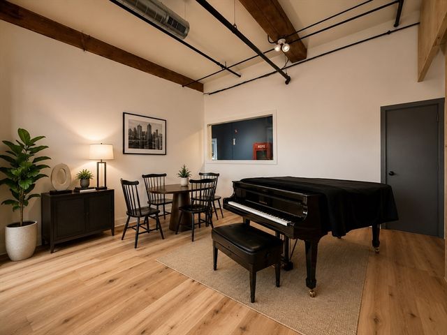 491 Dutton St 209, Lowell, MA 01852